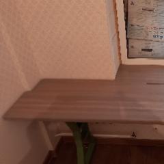 Подоконник из цельноламельного дуба для спальни 1870х720х40 мм